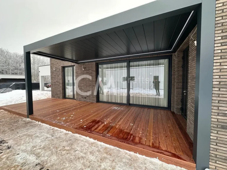craftsmecca-bioklimatine-pergola-terasoje-2026